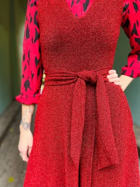 Belte av restestoff - rød lurex