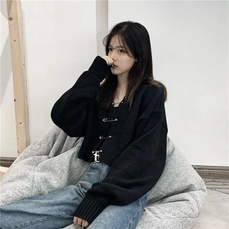 Edgy Huge Pins Loose Cropped Black Sweater