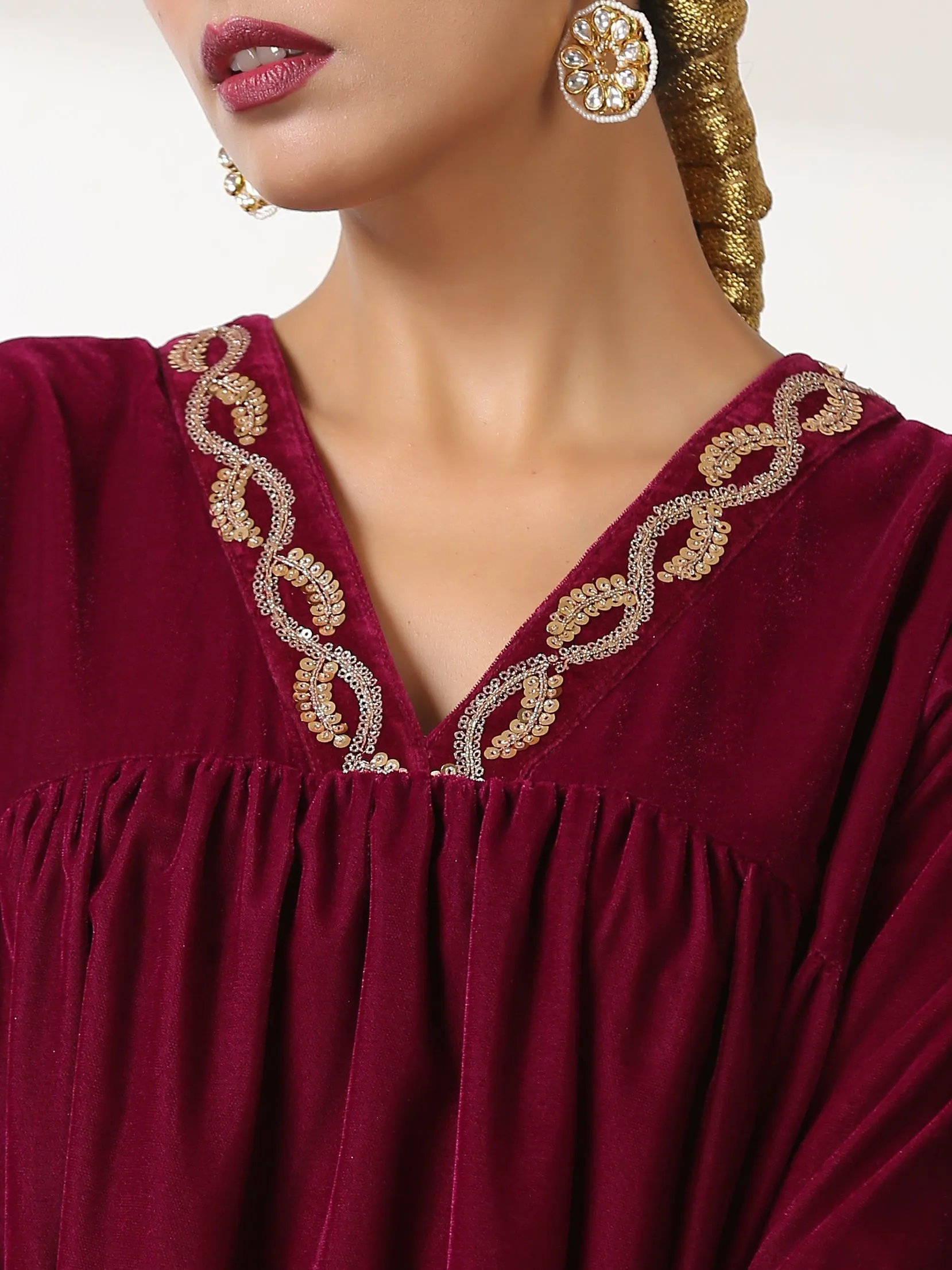 SET Plum Velvet with Sequinned Neckline